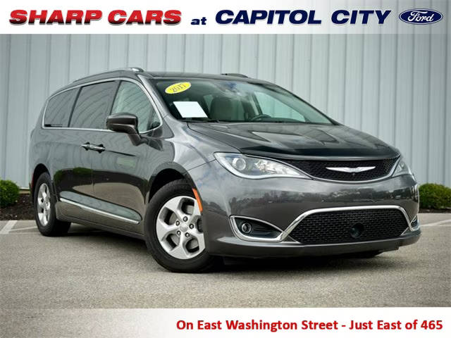 2017 Chrysler Pacifica Minivan Touring-L Plus FWD photo