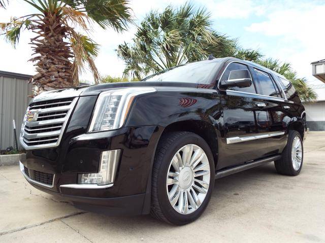 2017 Cadillac Escalade Platinum 4WD photo