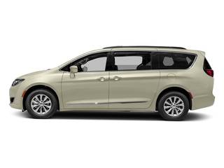 2017 Chrysler Pacifica Minivan Touring-L Plus FWD photo