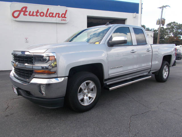 2017 Chevrolet Silverado 1500 LT 4WD photo