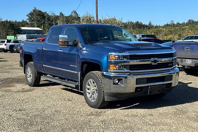 2017 Chevrolet Silverado 3500HD LTZ 4WD photo