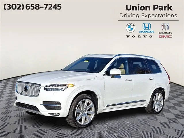 2017 Volvo XC90 Inscription AWD photo