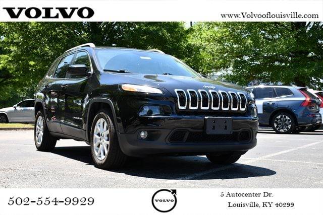2017 Jeep Cherokee Latitude FWD photo