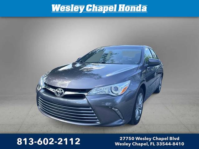 2017 Toyota Camry XLE FWD photo