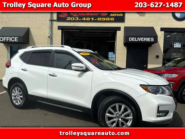 2017 Nissan Rogue SV AWD photo