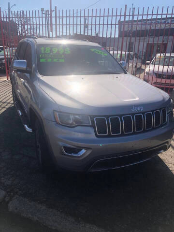 2017 Jeep Grand Cherokee Limited 4WD photo