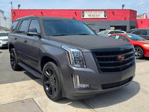 2017 Cadillac Escalade Luxury 4WD photo