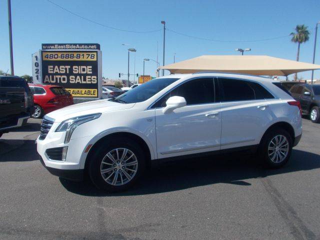 2017 Cadillac XT5 Luxury AWD AWD photo