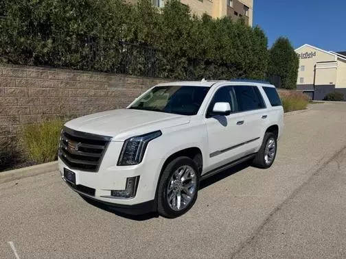 2017 Cadillac Escalade Premium Luxury 4WD photo