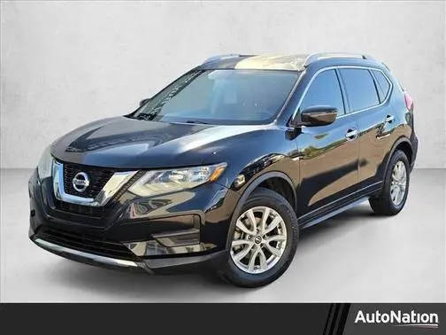 2017 Nissan Rogue SV FWD photo