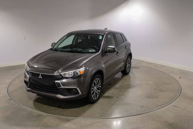 2017 Mitsubishi Outlander Sport ES 2.0 4WD photo