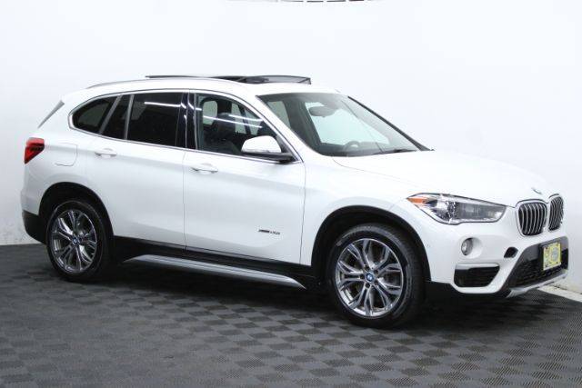 2017 BMW X1 xDrive28i AWD photo