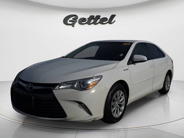 2017 Toyota Camry Hybrid LE FWD photo