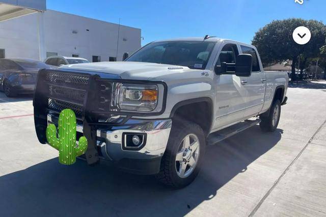 2015 GMC Sierra 2500HD SLT 4WD photo