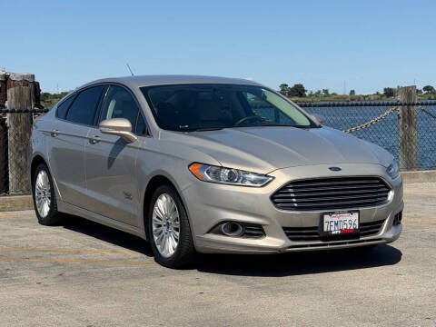 2015 Ford Fusion Energi SE Luxury FWD photo