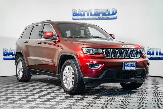 2017 Jeep Grand Cherokee Laredo 4WD photo