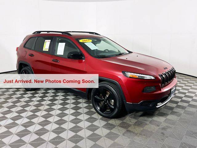 2017 Jeep Cherokee Altitude FWD photo