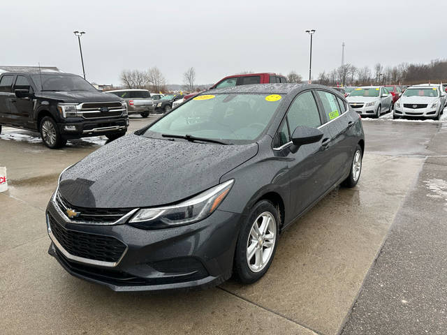 2017 Chevrolet Cruze LT FWD photo