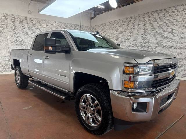 2017 Chevrolet Silverado 2500HD LT 4WD photo