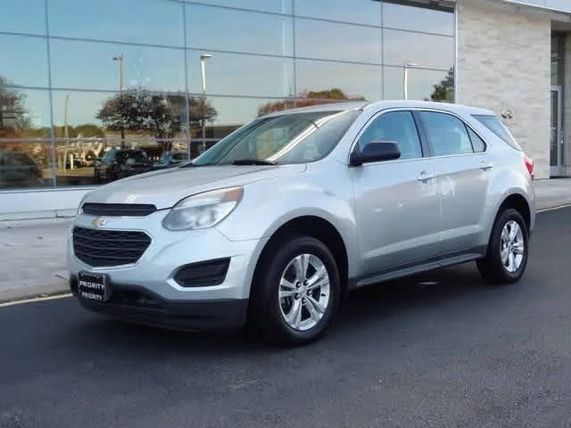 2017 Chevrolet Equinox LS FWD photo