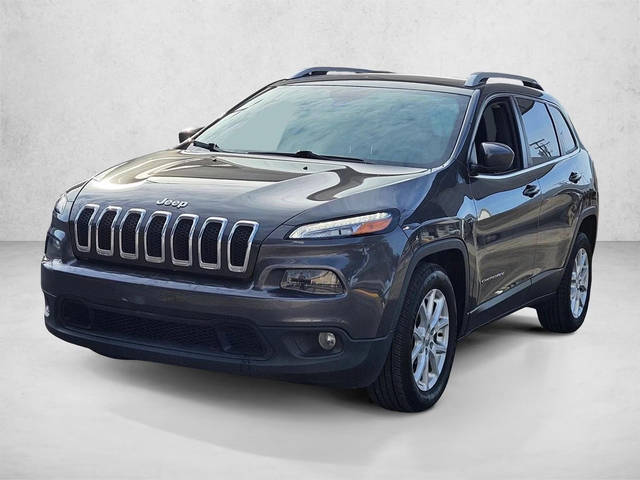 2017 Jeep Cherokee Latitude FWD photo