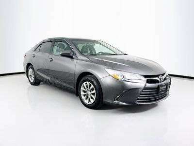 2017 Toyota Camry LE FWD photo