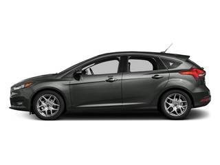 2017 Ford Focus SE FWD photo