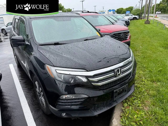2017 Honda Pilot EX-L AWD photo