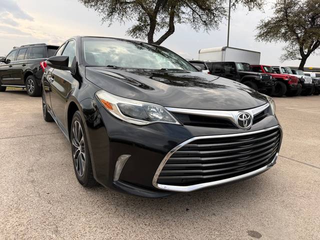 2016 Toyota Avalon XLE FWD photo