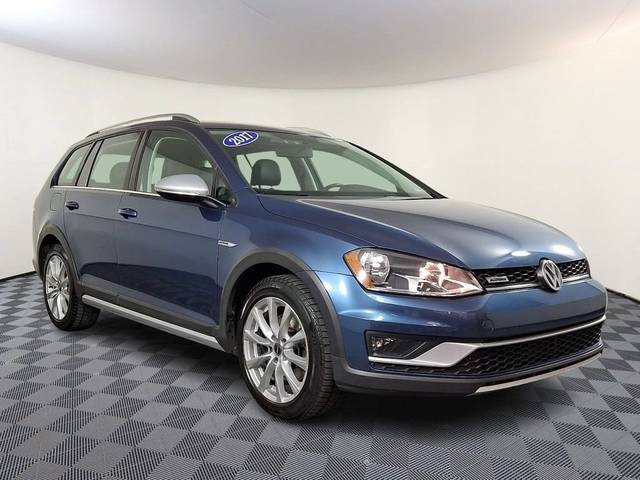 2017 Volkswagen Golf Alltrack S AWD photo