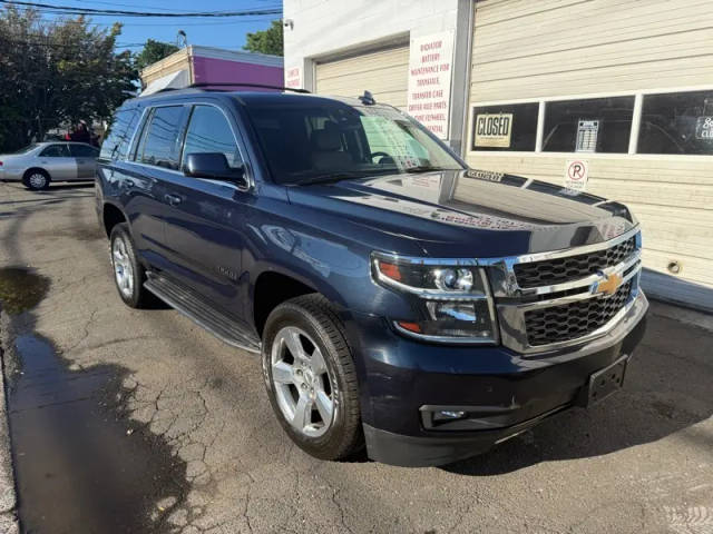2017 Chevrolet Tahoe LT 4WD photo