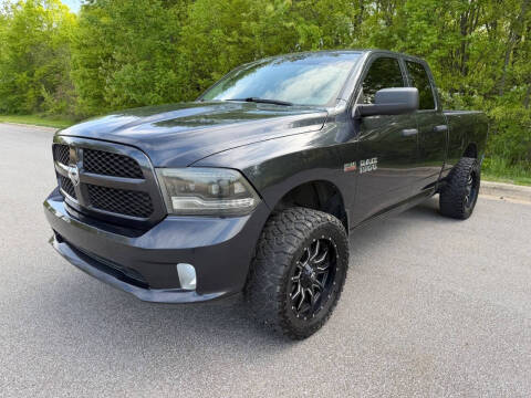 2017 Ram 1500 Express 4WD photo