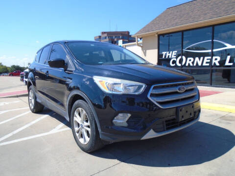 2017 Ford Escape SE FWD photo