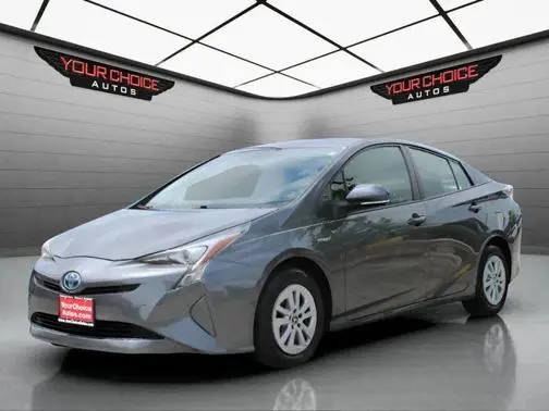 2017 Toyota Prius Two FWD photo