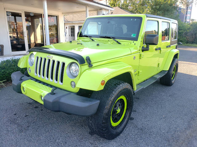 2017 Jeep Wrangler Unlimited Sahara 4WD photo