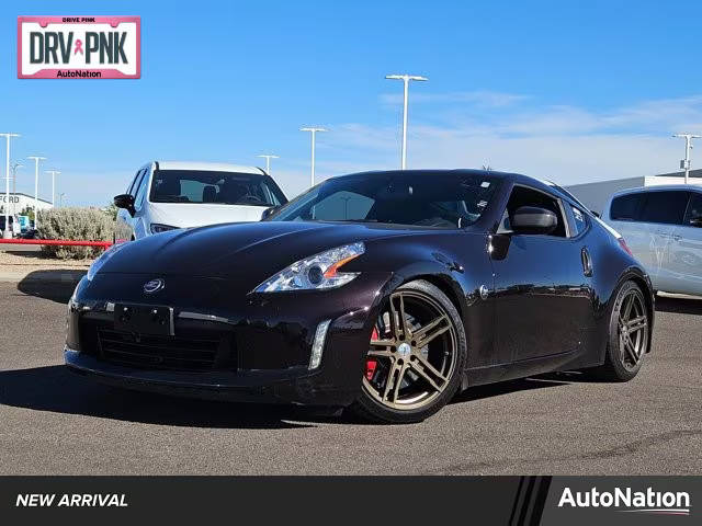 2015 Nissan 370Z Sport Tech RWD photo