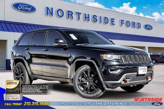 2017 Jeep Grand Cherokee Trailhawk 4WD photo