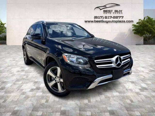 2017 Mercedes-Benz GLC-Class GLC 300 RWD photo