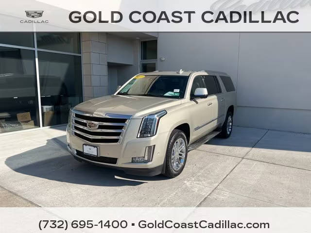 2017 Cadillac Escalade ESV Luxury 4WD photo