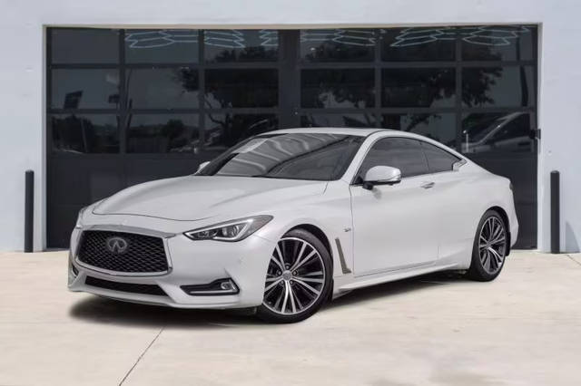 2017 Infiniti Q60 3.0t Premium RWD photo