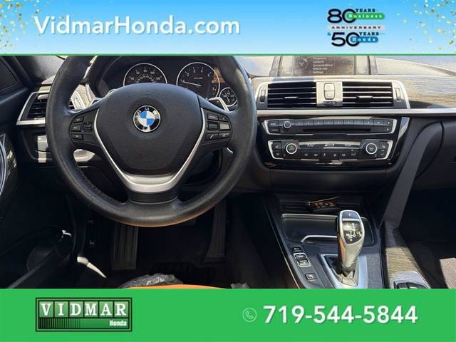 2017 BMW 3 Series 330i xDrive AWD photo