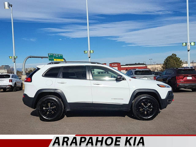 2017 Jeep Cherokee Trailhawk 4WD photo