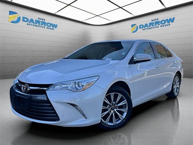 2017 Toyota Camry XLE FWD photo