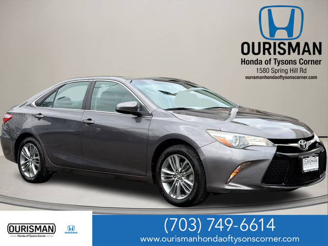 2017 Toyota Camry SE FWD photo