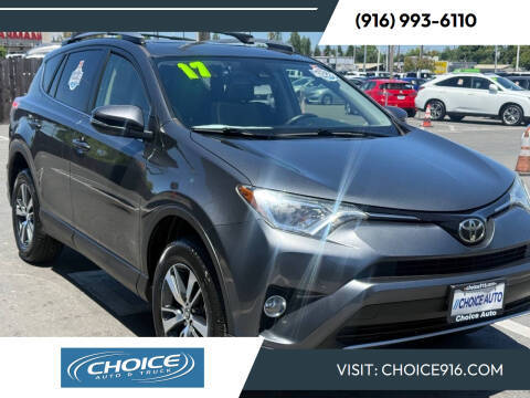 2017 Toyota RAV4 XLE FWD photo