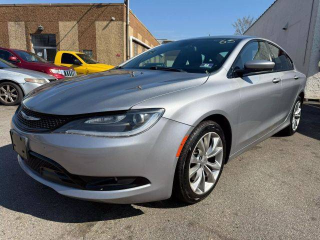 2015 Chrysler 200 S AWD photo