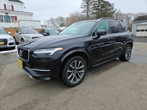 2017 Volvo XC90 Momentum AWD photo
