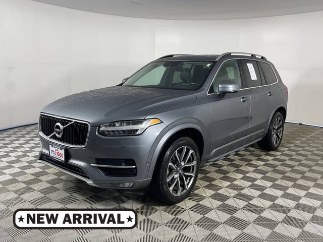 2017 Volvo XC90 Momentum AWD photo
