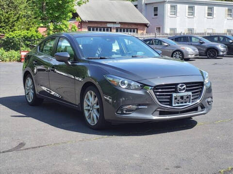 2017 Mazda 3 Grand Touring FWD photo