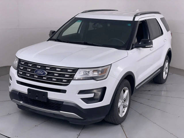 2016 Ford Explorer XLT 4WD photo